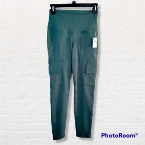 ❤️Old Navy active power press high-rise cargo leggings go dry small green NWT